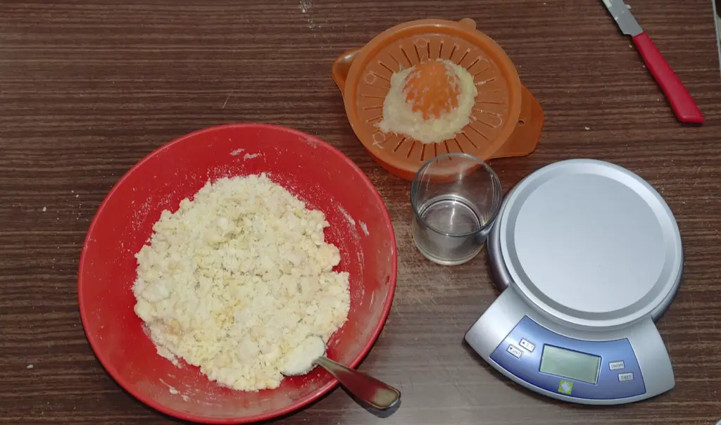 Ingredienti per preparare un dolce